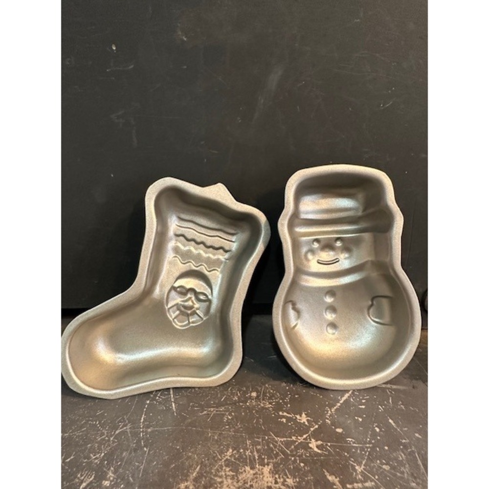Christmas Mini Cake Pan Set Snowman and Stocking Silver Metal Molds CB3000